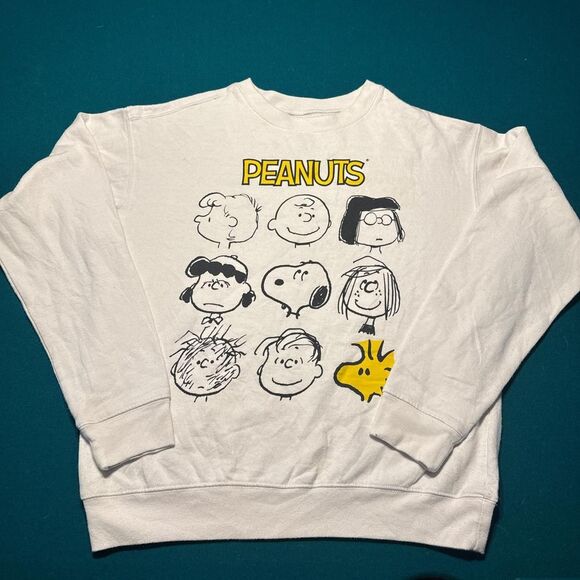 Peanuts Tops - Peanuts White Crewneck Sweatshirt Small Preowned